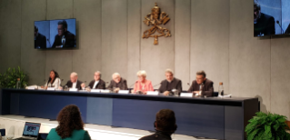 Briefing del giorno 16 ottobre nella Sala Stampa Vaticana sui lavori dell’Assemblea Speciale del Sinodo dei Vescovi per la regione Pan-Amazzonica Briefing del giorno 16 ottobre nella Sala Stampa Vaticana sui lavori dell’Assemblea Speciale del Sinodo dei Vescovi per la regione Pan-Amazzonica
